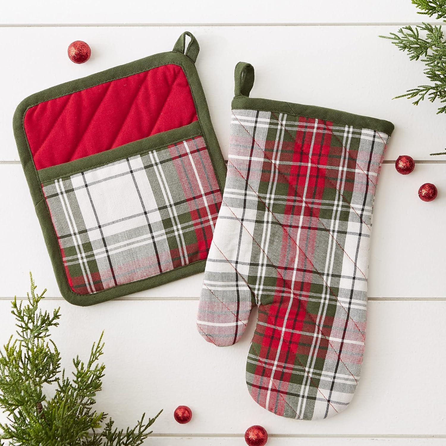 imageDII Christmas Kitchen Accessories ampamp Dcor Gift Set Pot Holder ampamp Dish Towels O Christmas Tree 3 PieceHoliday Plaid