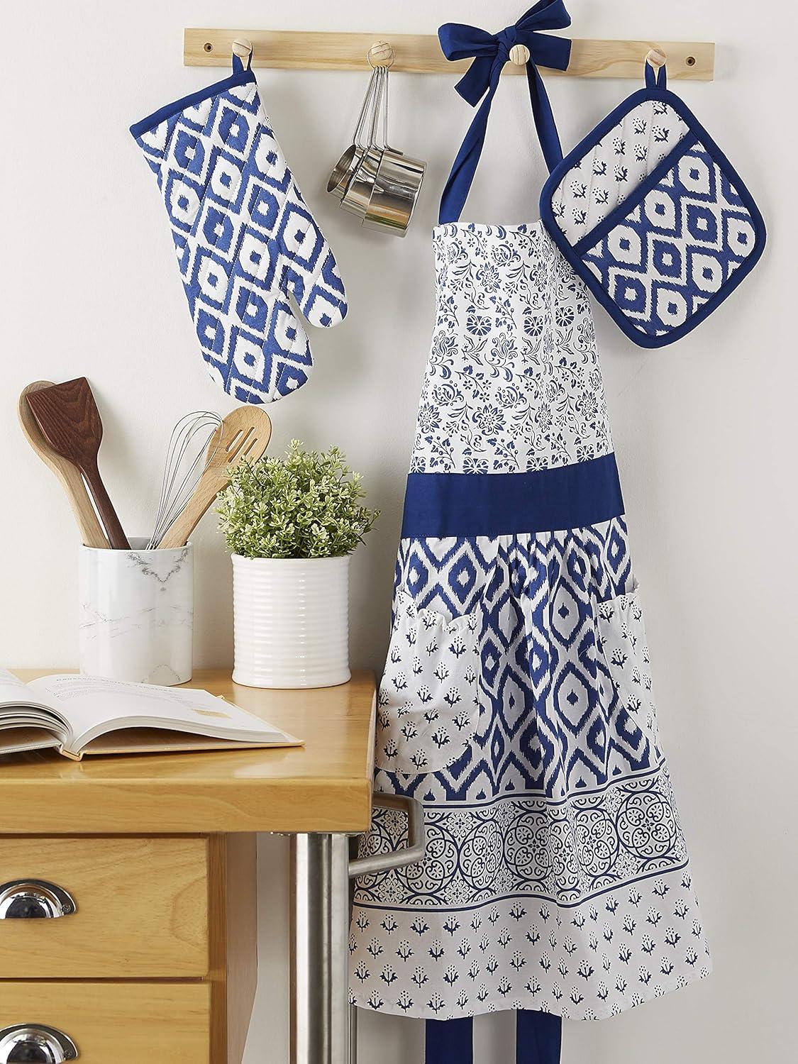 imageDII Kitchen Gift Set Collection Pot Holder ampamp 3 Dish Towels Fresh Herbs 4 PieceBlue Market